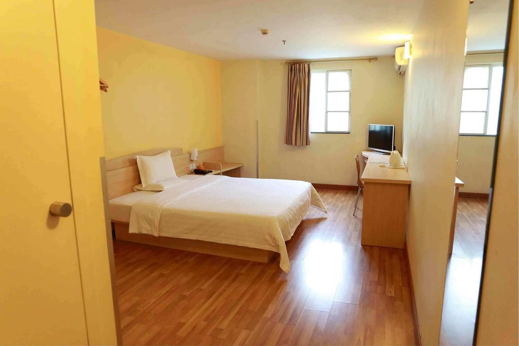 7Days Inn Guangzhou Xinshi Room photo