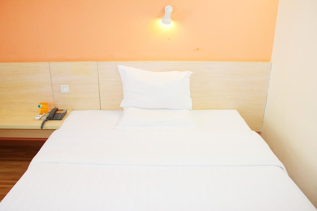 7Days Inn Guangzhou Xinshi Exterior photo