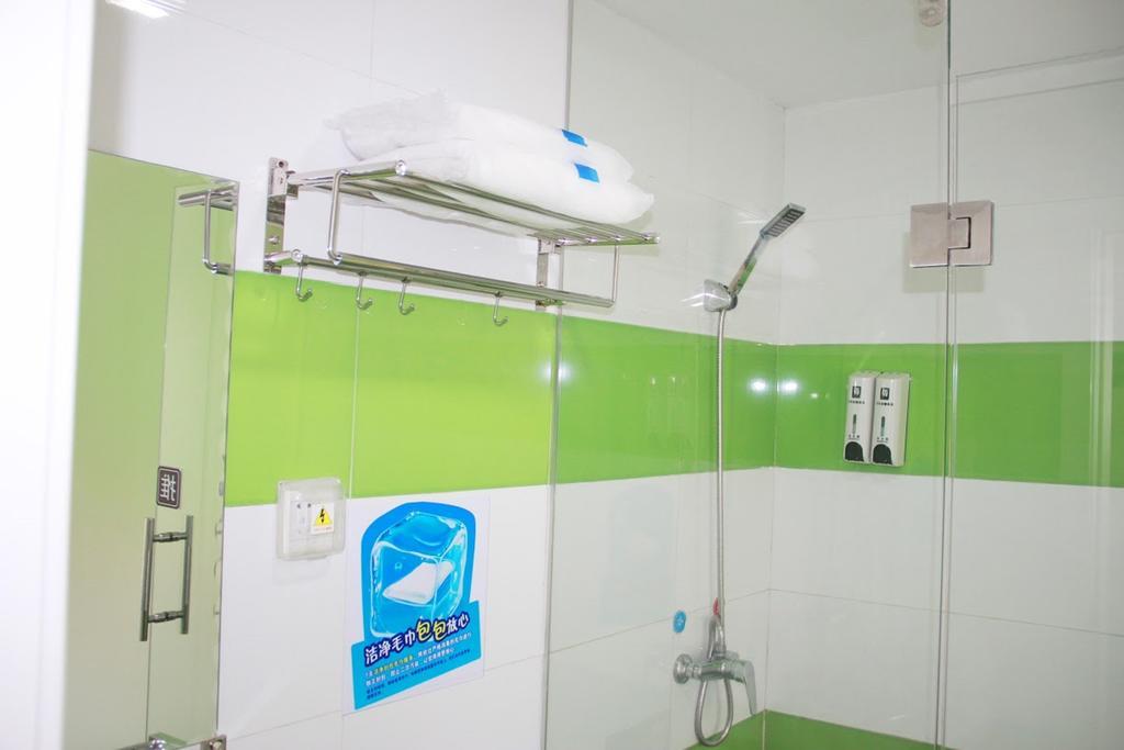 7Days Inn Guangzhou Xinshi Exterior photo